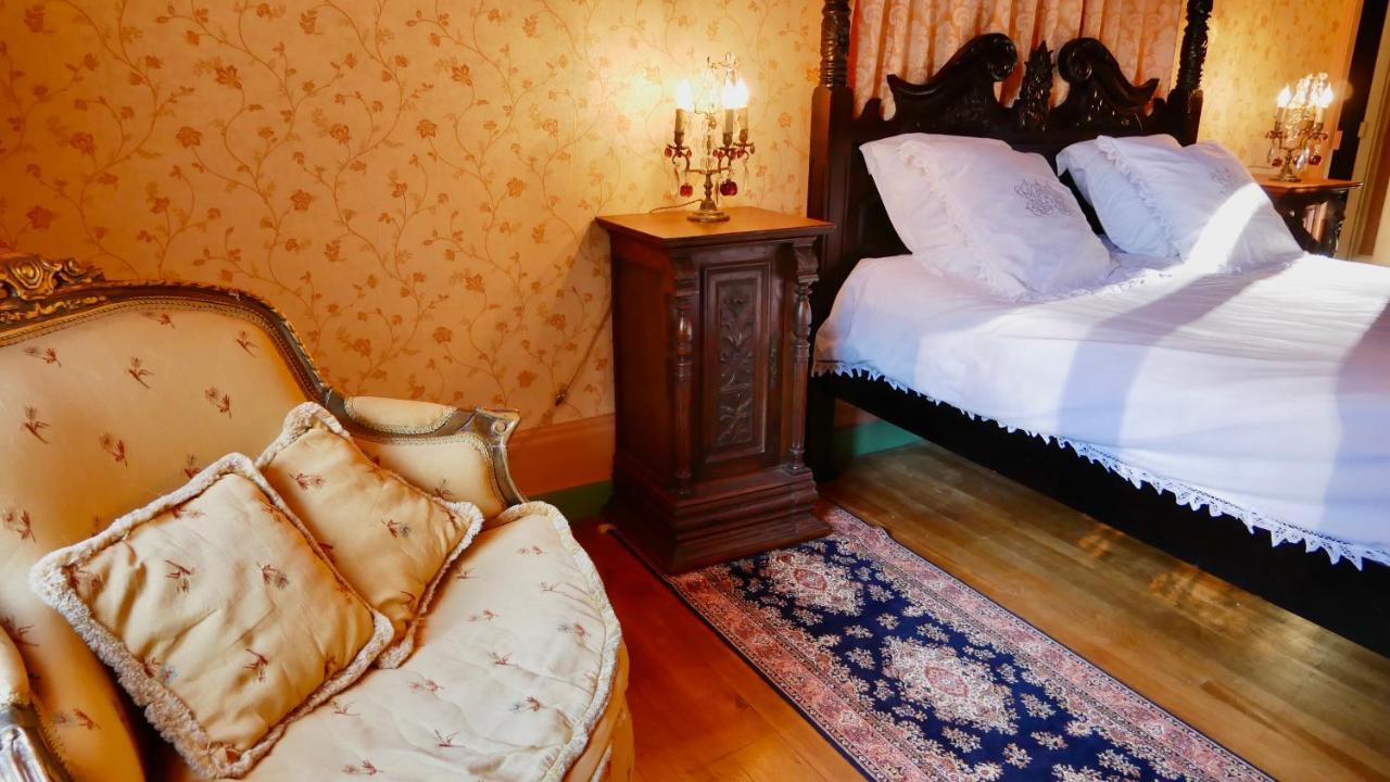 Chateau De Walmath Saint-Laurent-les-Églises 外观 照片